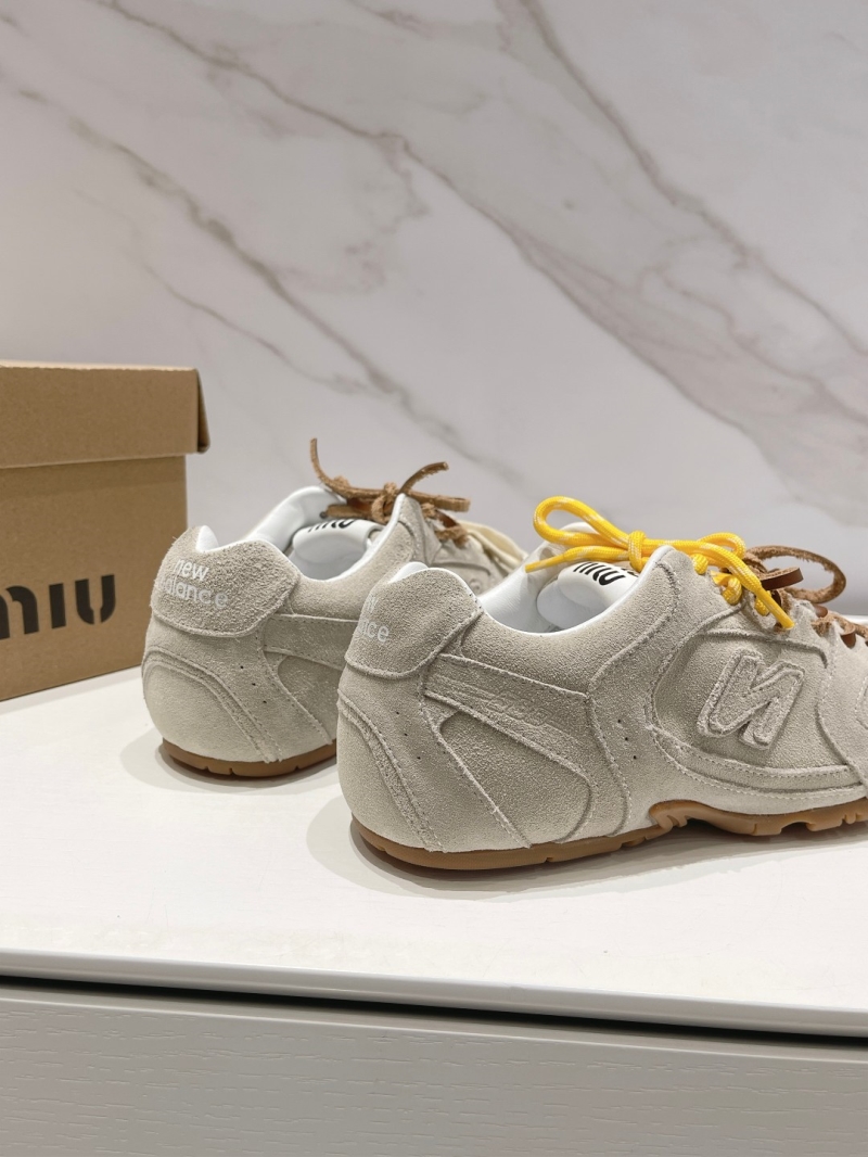 Miu Miu Casual Shoes